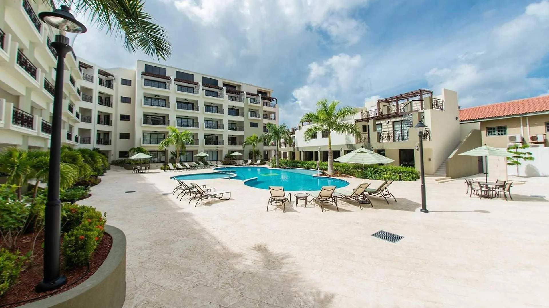 Holiday home Pc209 - Pool View - Perfect For Families Or Group - Close To Palm Beach - 2Br