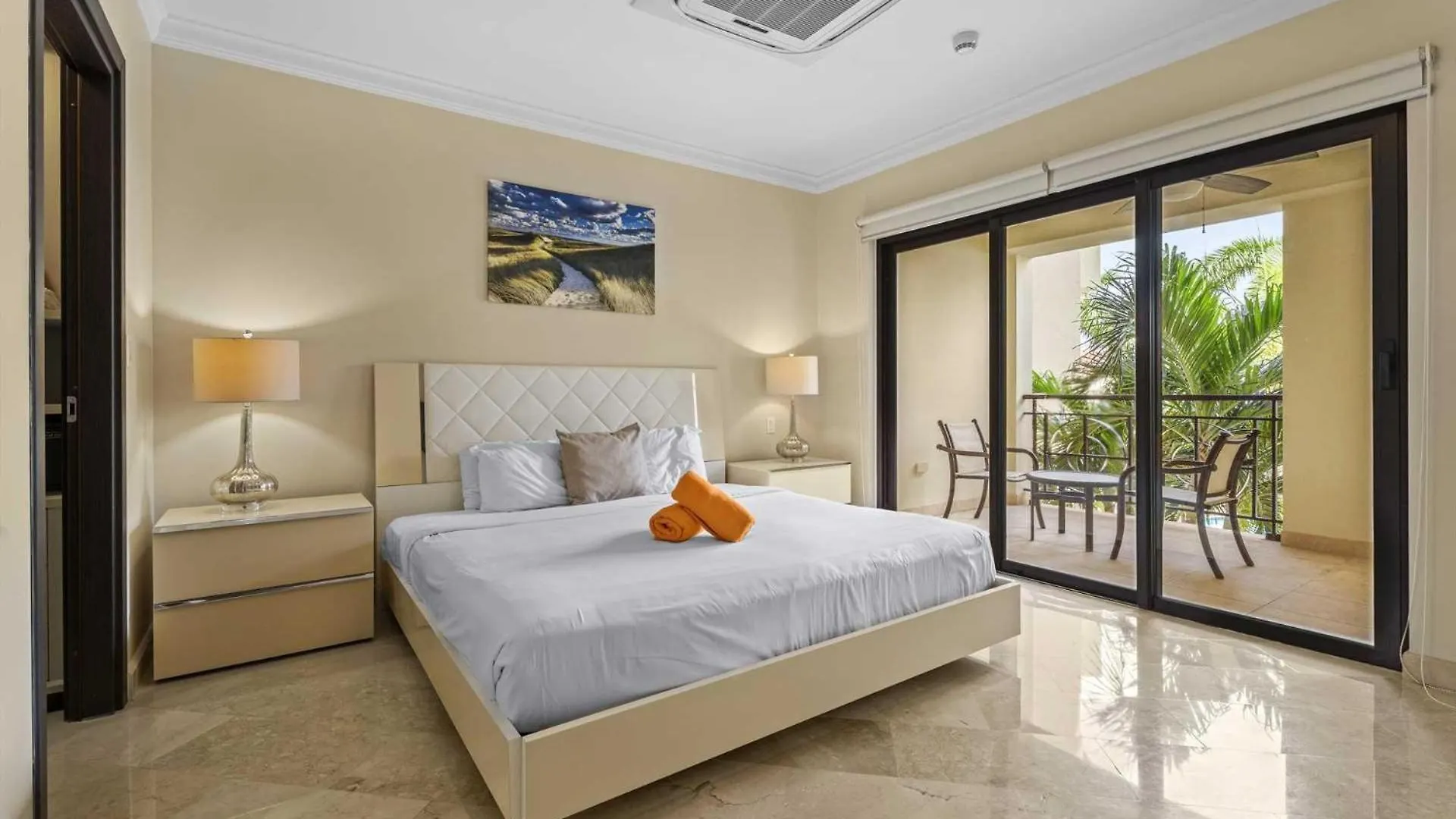 Pc209 - Pool View - Perfect For Families Or Group - Close To Palm Beach - 2Br Holiday home