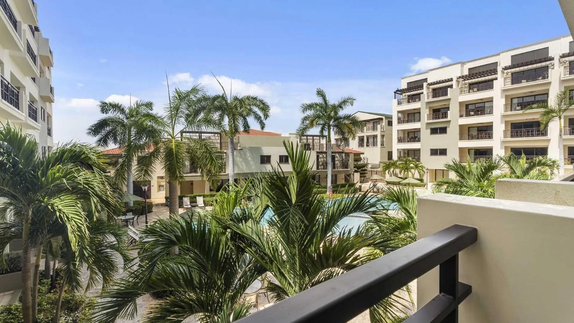 Pc209 - Pool View - Perfect For Families Or Group - Close To Palm Beach - 2Br Holiday home