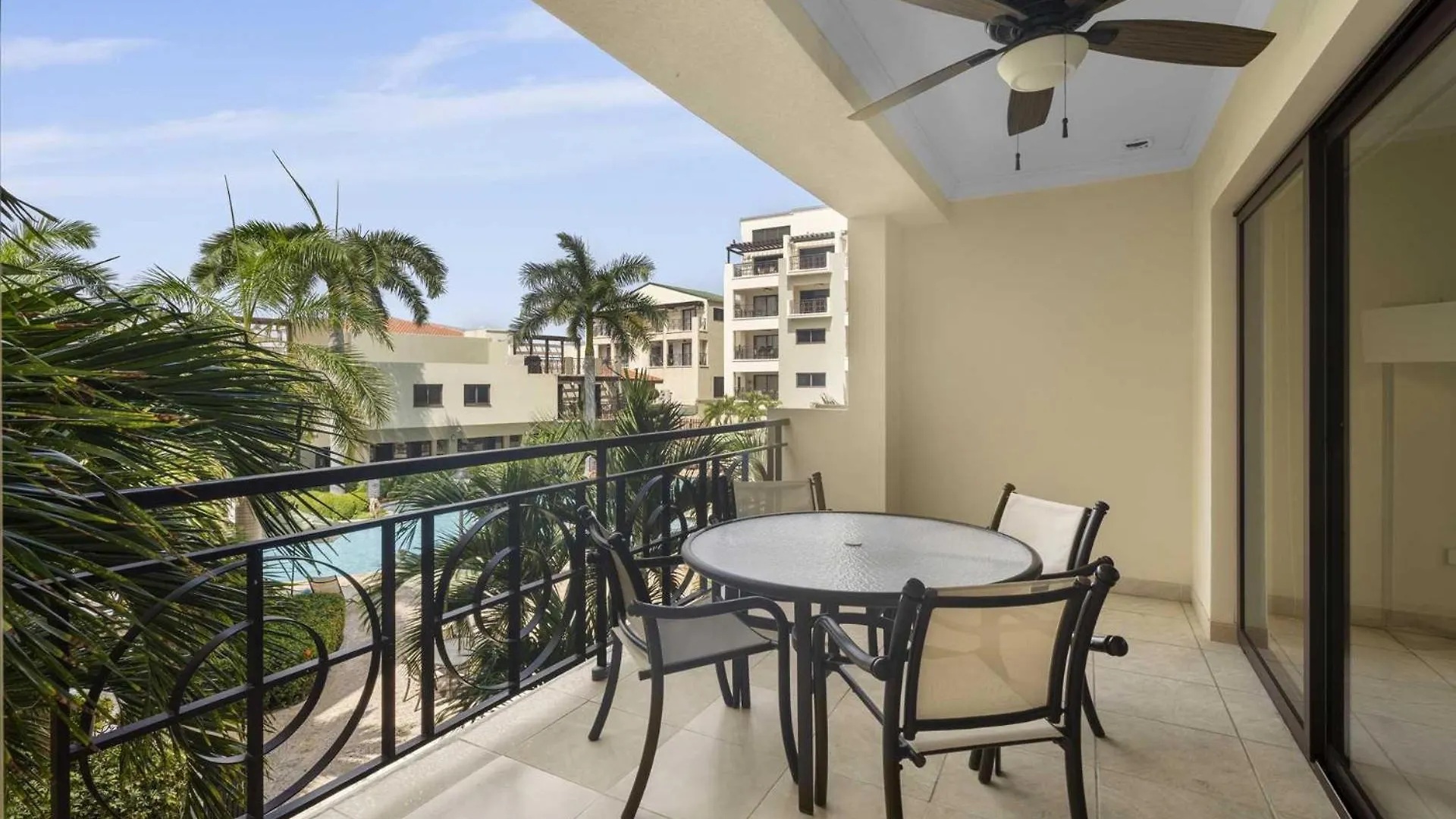 Pc209 - Pool View - Perfect For Families Or Group - Close To Palm Beach - 2Br location
